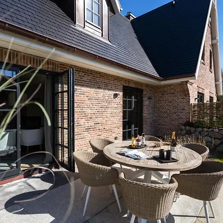 Holiday home Krabbenkiste Mit Eigener Sauna, Westerland, Sylt *